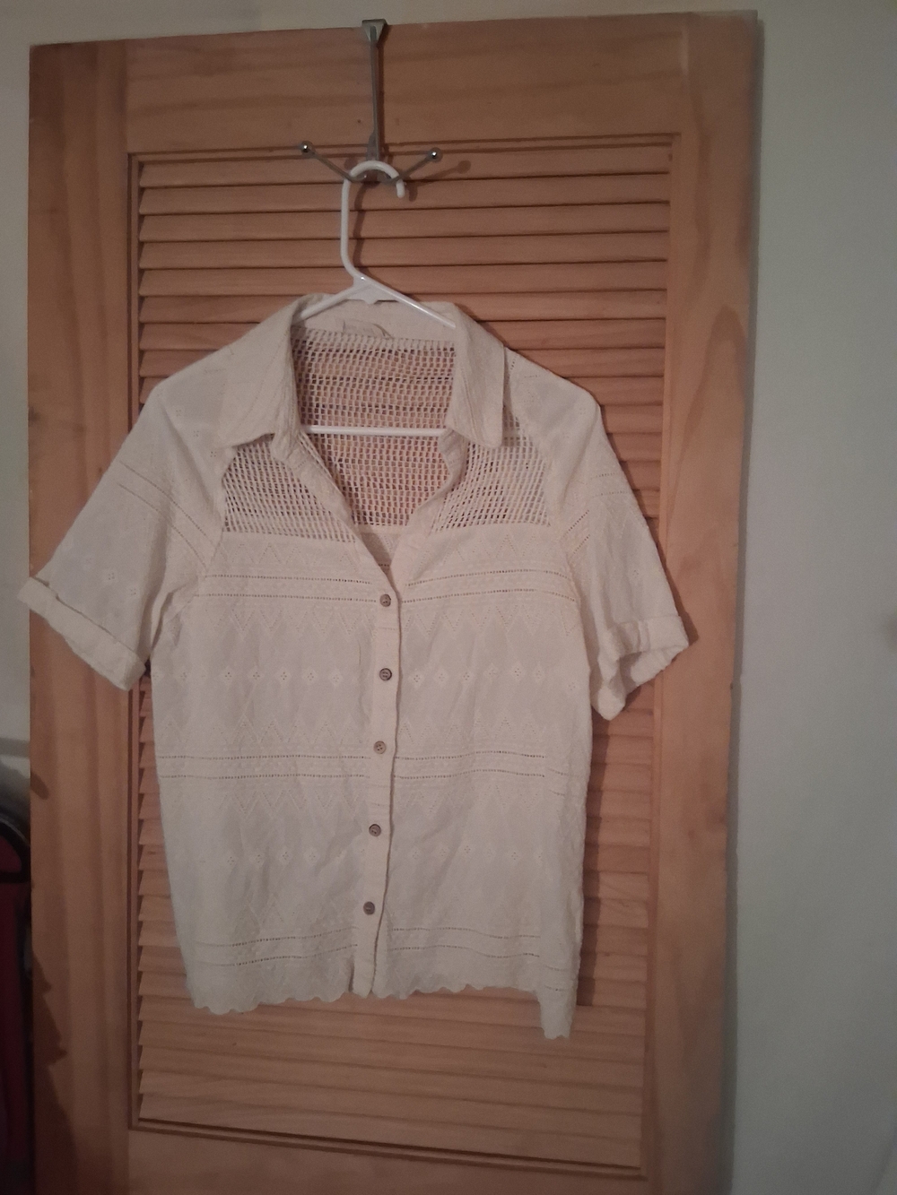 Classic White Knit Short-Sleeve Button-Down Top